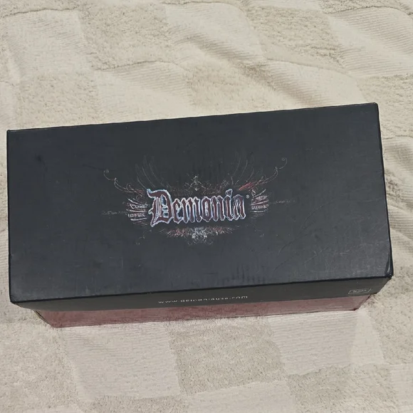 Demonia Daisy Flats - Picture 1 of 3